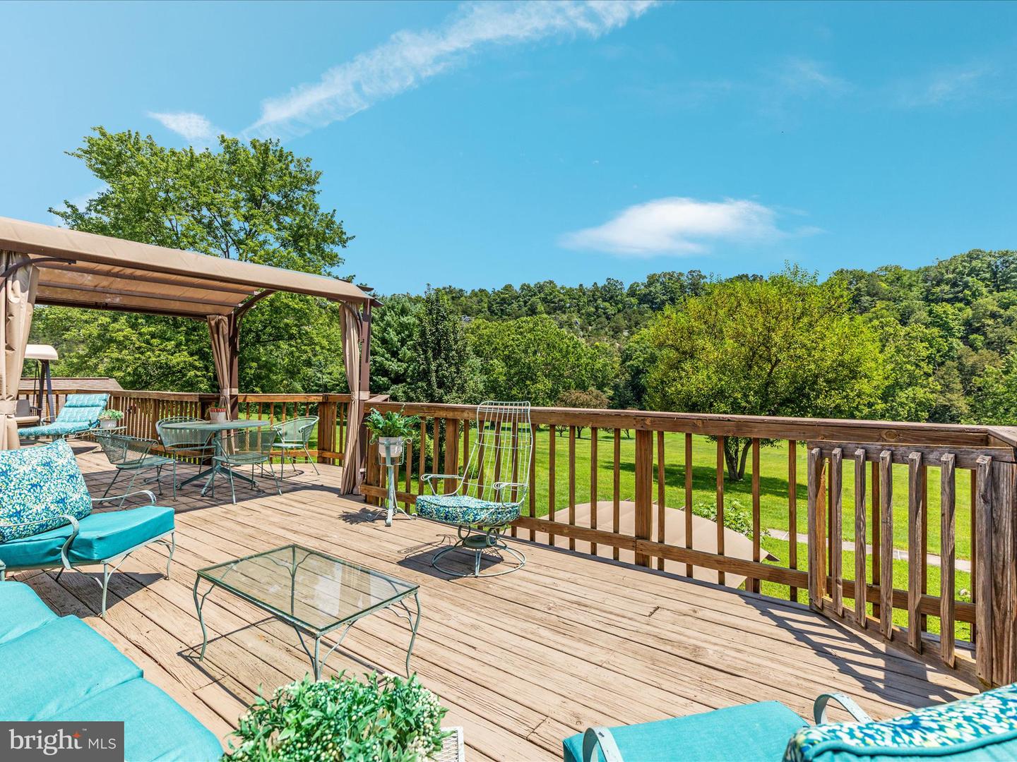 861 BATTLEFIELD BLUFF DR, NEW MARKET, Virginia 22844, 4 Bedrooms Bedrooms, ,3 BathroomsBathrooms,Residential,For sale,861 BATTLEFIELD BLUFF DR,VASH2012082 MLS # VASH2012082