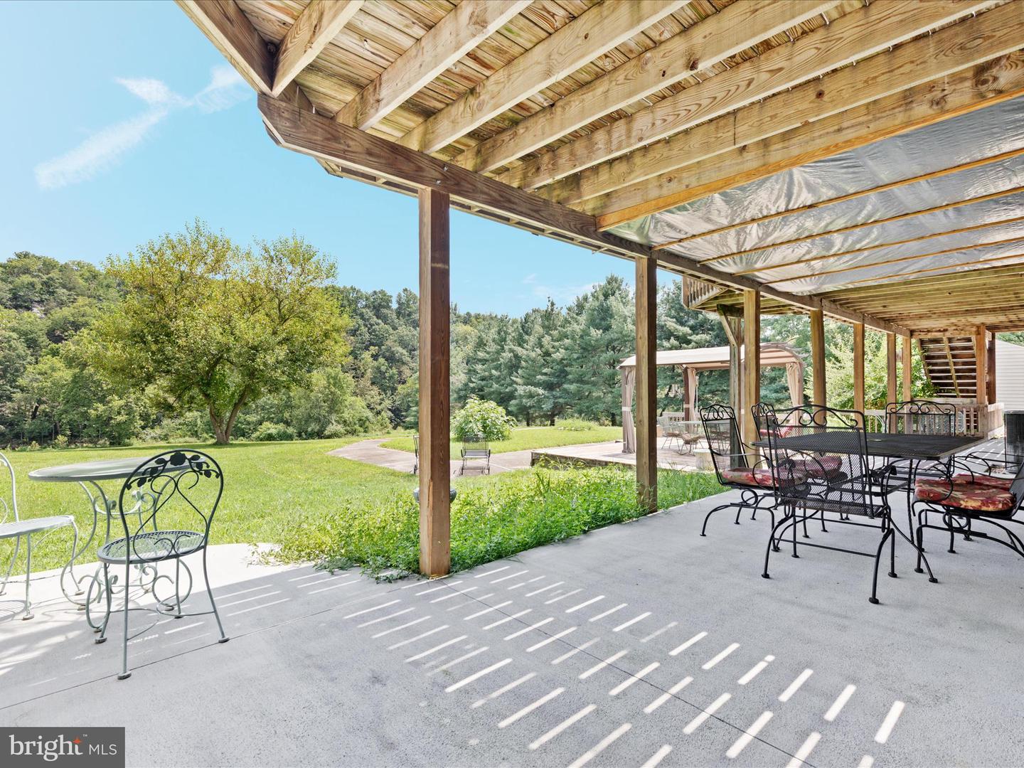 861 BATTLEFIELD BLUFF DR, NEW MARKET, Virginia 22844, 4 Bedrooms Bedrooms, ,3 BathroomsBathrooms,Residential,For sale,861 BATTLEFIELD BLUFF DR,VASH2012082 MLS # VASH2012082