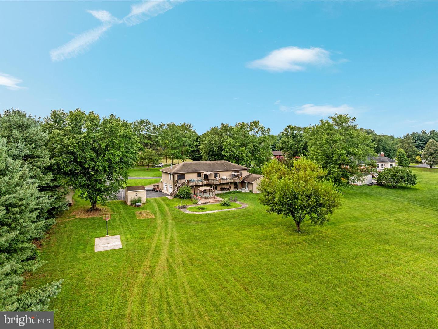 861 BATTLEFIELD BLUFF DR, NEW MARKET, Virginia 22844, 4 Bedrooms Bedrooms, ,3 BathroomsBathrooms,Residential,For sale,861 BATTLEFIELD BLUFF DR,VASH2012082 MLS # VASH2012082