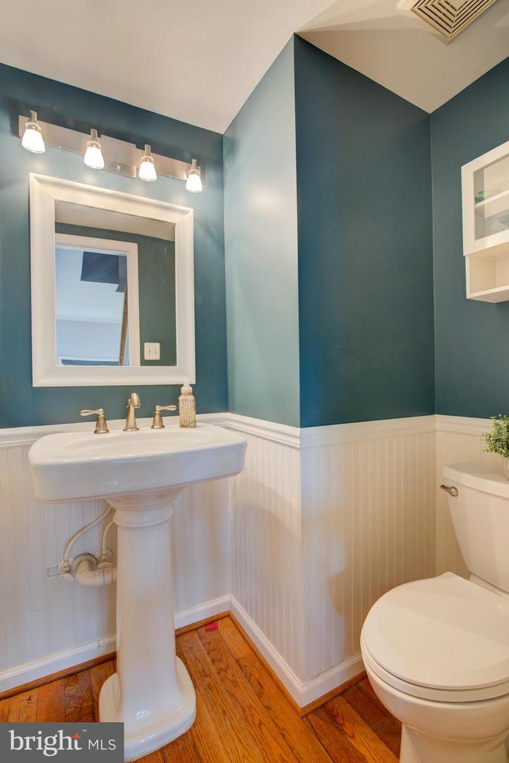 21116 WINDING BROOK SQ, ASHBURN, Virginia 20147, 3 Bedrooms Bedrooms, ,2 BathroomsBathrooms,Residential,For sale,21116 WINDING BROOK SQ,VALO2103606 MLS # VALO2103606