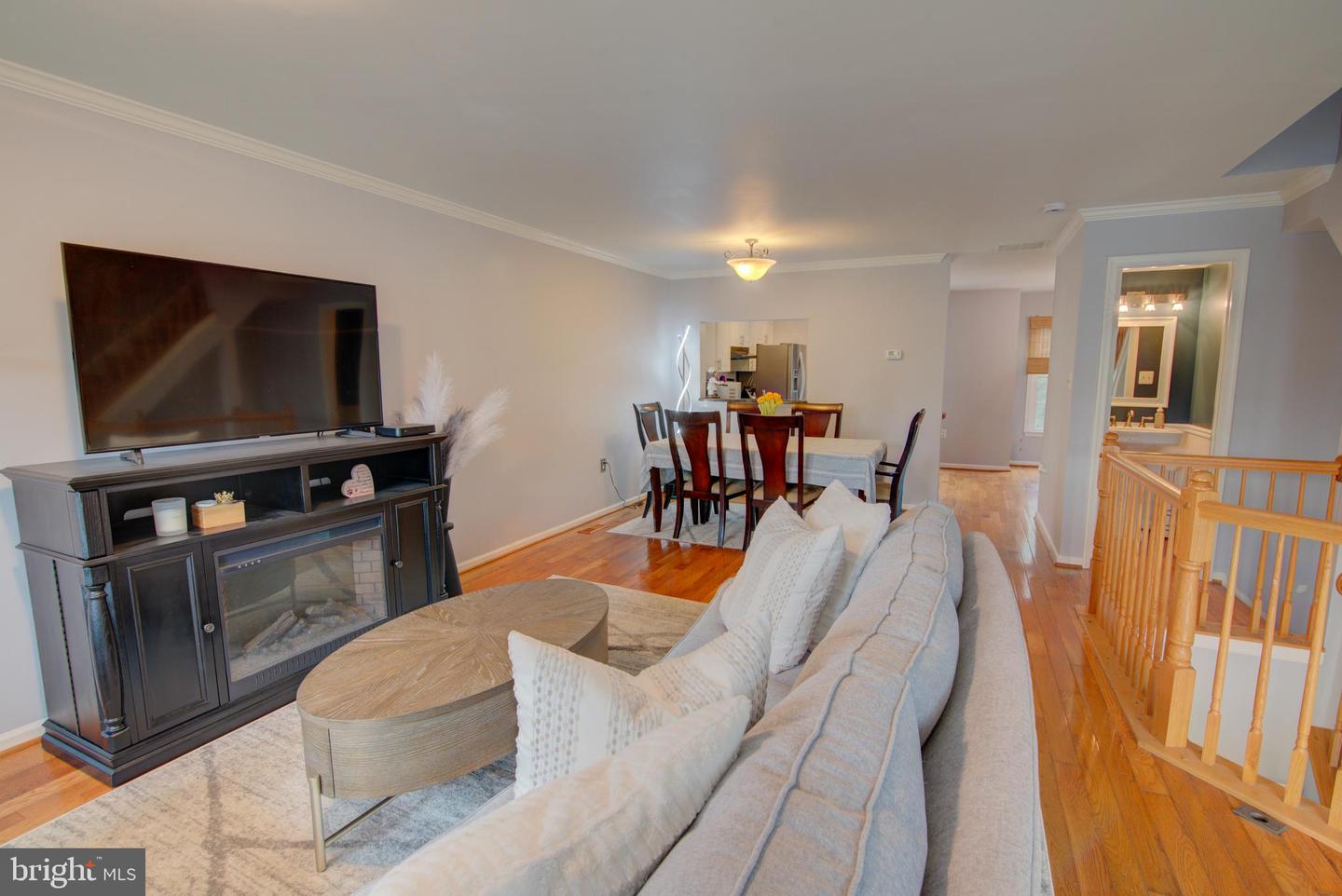 21116 WINDING BROOK SQ, ASHBURN, Virginia 20147, 3 Bedrooms Bedrooms, ,2 BathroomsBathrooms,Residential,For sale,21116 WINDING BROOK SQ,VALO2103606 MLS # VALO2103606