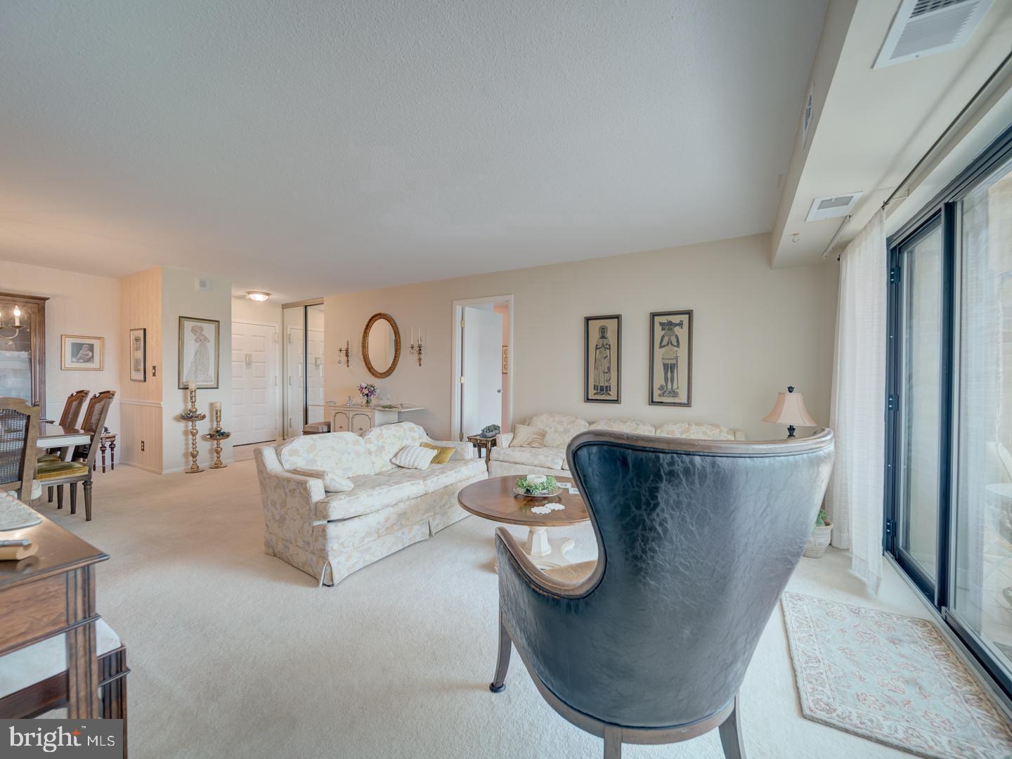 MCLEAN, Virginia 22102, 2 Bedrooms Bedrooms, ,2 BathroomsBathrooms,Residential,For sale,VAFX2258722 MLS # VAFX2258722