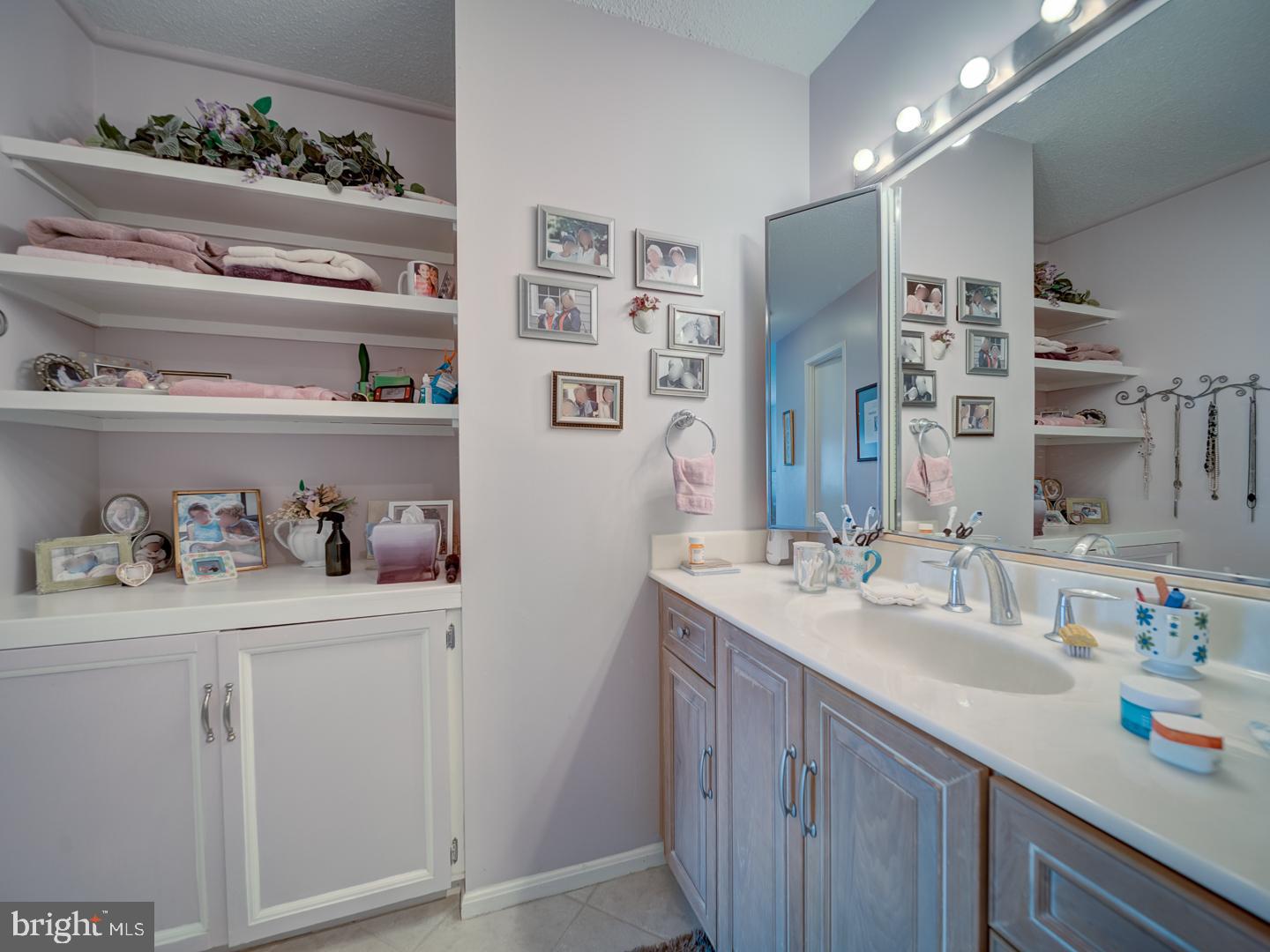MCLEAN, Virginia 22102, 2 Bedrooms Bedrooms, ,2 BathroomsBathrooms,Residential,For sale,VAFX2258722 MLS # VAFX2258722