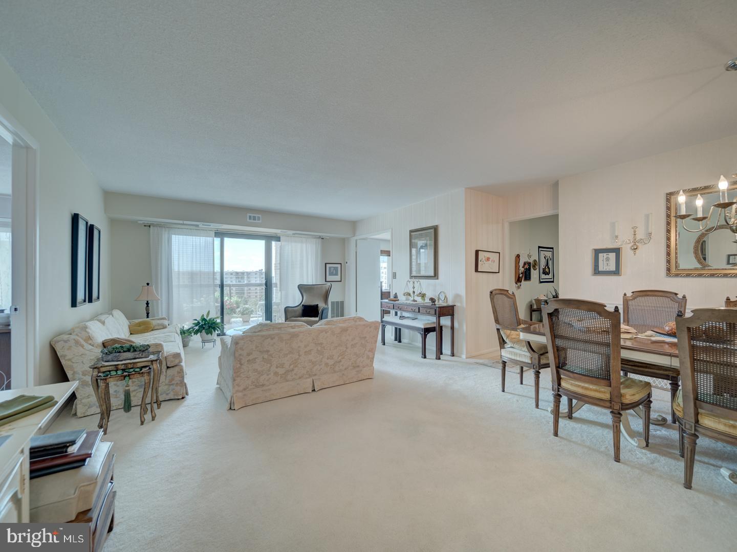 MCLEAN, Virginia 22102, 2 Bedrooms Bedrooms, ,2 BathroomsBathrooms,Residential,For sale,VAFX2258722 MLS # VAFX2258722