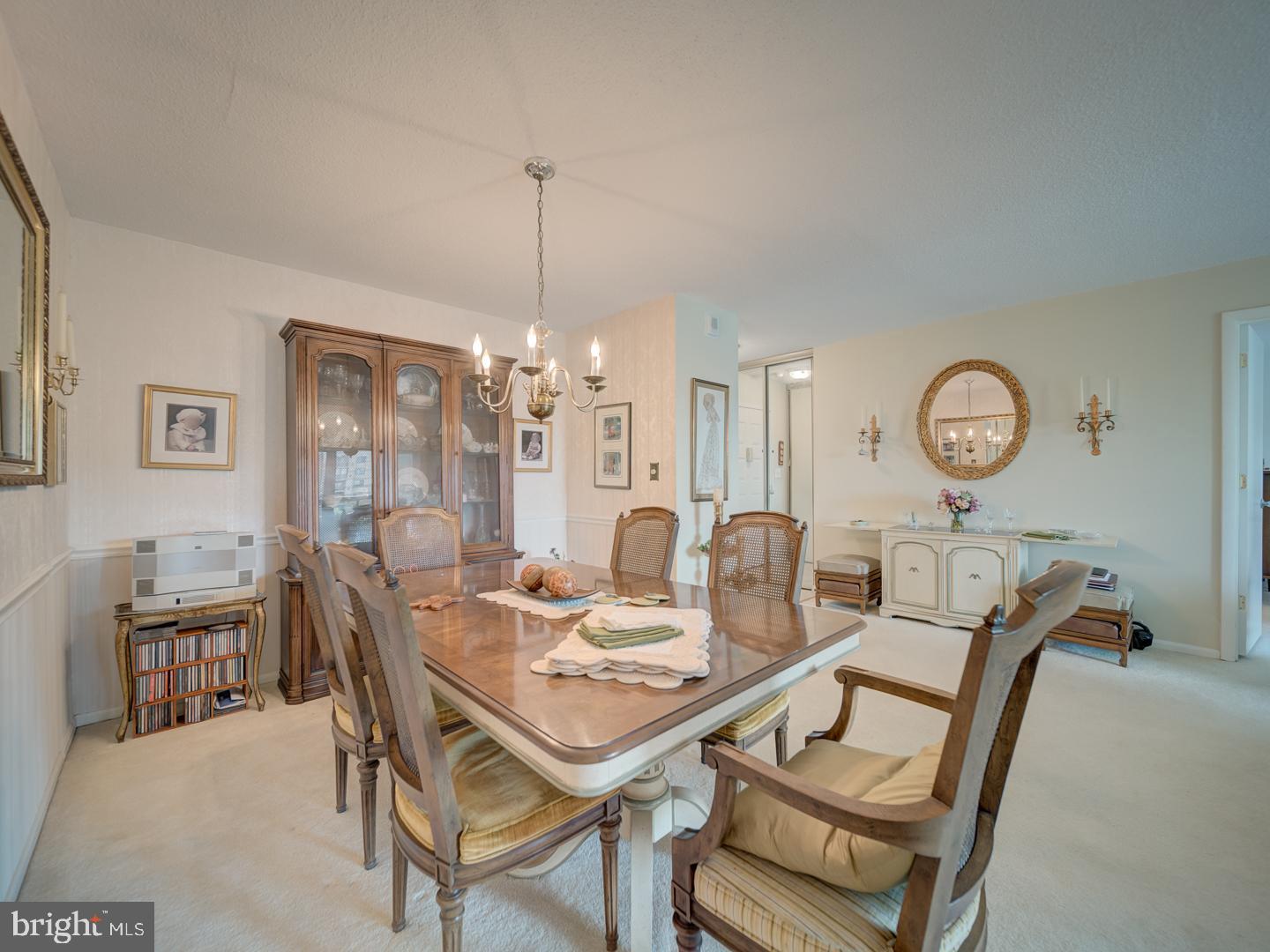 MCLEAN, Virginia 22102, 2 Bedrooms Bedrooms, ,2 BathroomsBathrooms,Residential,For sale,VAFX2258722 MLS # VAFX2258722