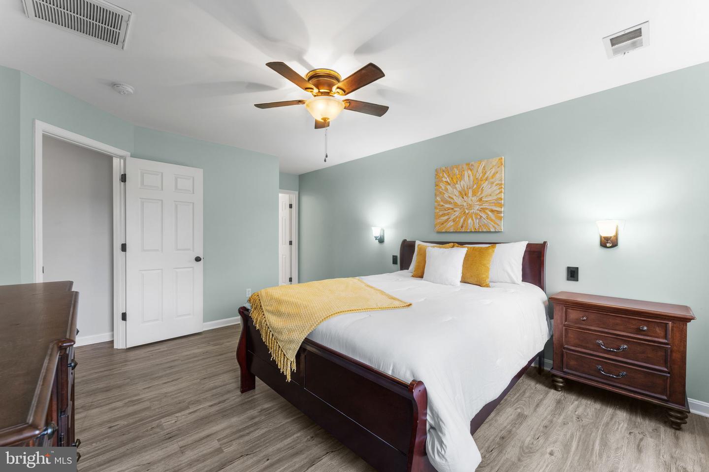 8504 S OAKS CT, FREDERICKSBURG, Virginia 22407, 4 Bedrooms Bedrooms, 7 Rooms Rooms,2 BathroomsBathrooms,Residential,For sale,8504 S OAKS CT,VASP2035168 MLS # VASP2035168