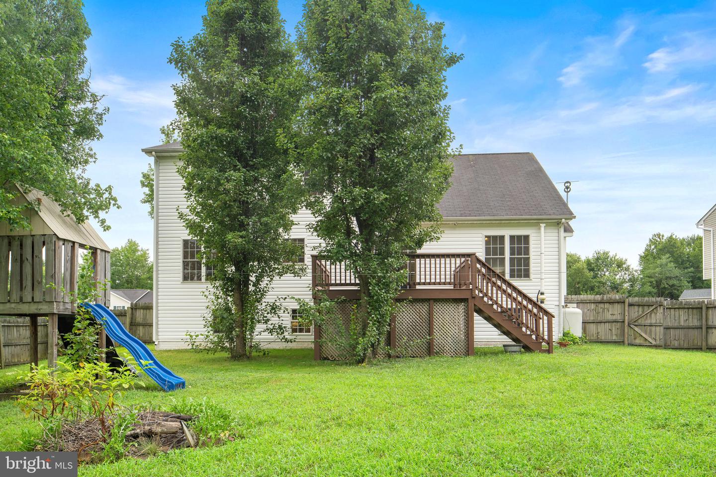 8504 S OAKS CT, FREDERICKSBURG, Virginia 22407, 4 Bedrooms Bedrooms, 7 Rooms Rooms,2 BathroomsBathrooms,Residential,For sale,8504 S OAKS CT,VASP2035168 MLS # VASP2035168