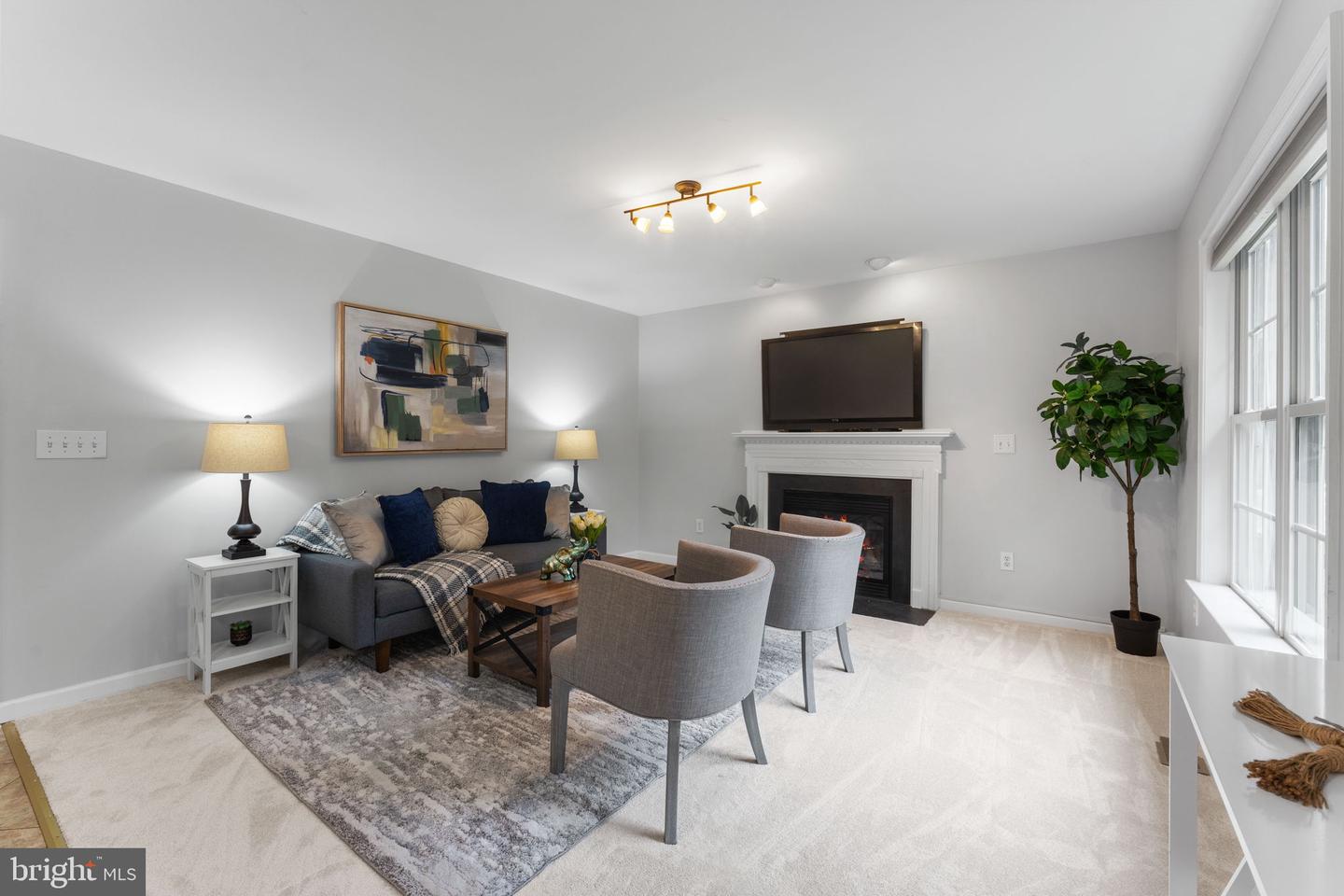 8504 S OAKS CT, FREDERICKSBURG, Virginia 22407, 4 Bedrooms Bedrooms, 7 Rooms Rooms,2 BathroomsBathrooms,Residential,For sale,8504 S OAKS CT,VASP2035168 MLS # VASP2035168