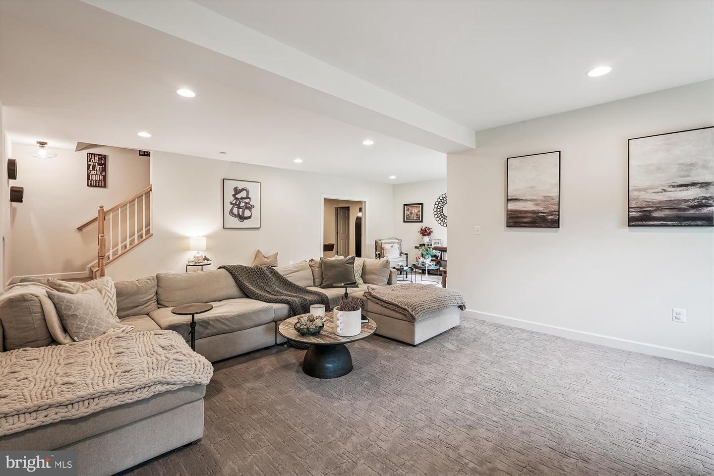12851 APRIL CIR, LOVETTSVILLE, Virginia 20180, 6 Bedrooms Bedrooms, ,5 BathroomsBathrooms,Residential,For sale,12851 APRIL CIR,VALO2103762 MLS # VALO2103762