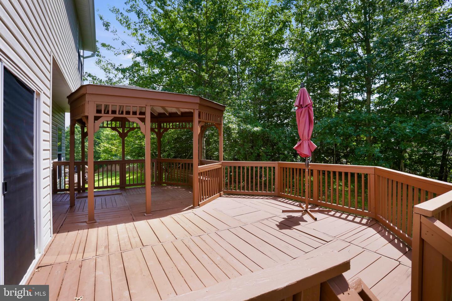 5319 DAYBREAK LN, WOODBRIDGE, Virginia 22193, 5 Bedrooms Bedrooms, ,3 BathroomsBathrooms,Residential,For sale,5319 DAYBREAK LN,VAPW2100642 MLS # VAPW2100642