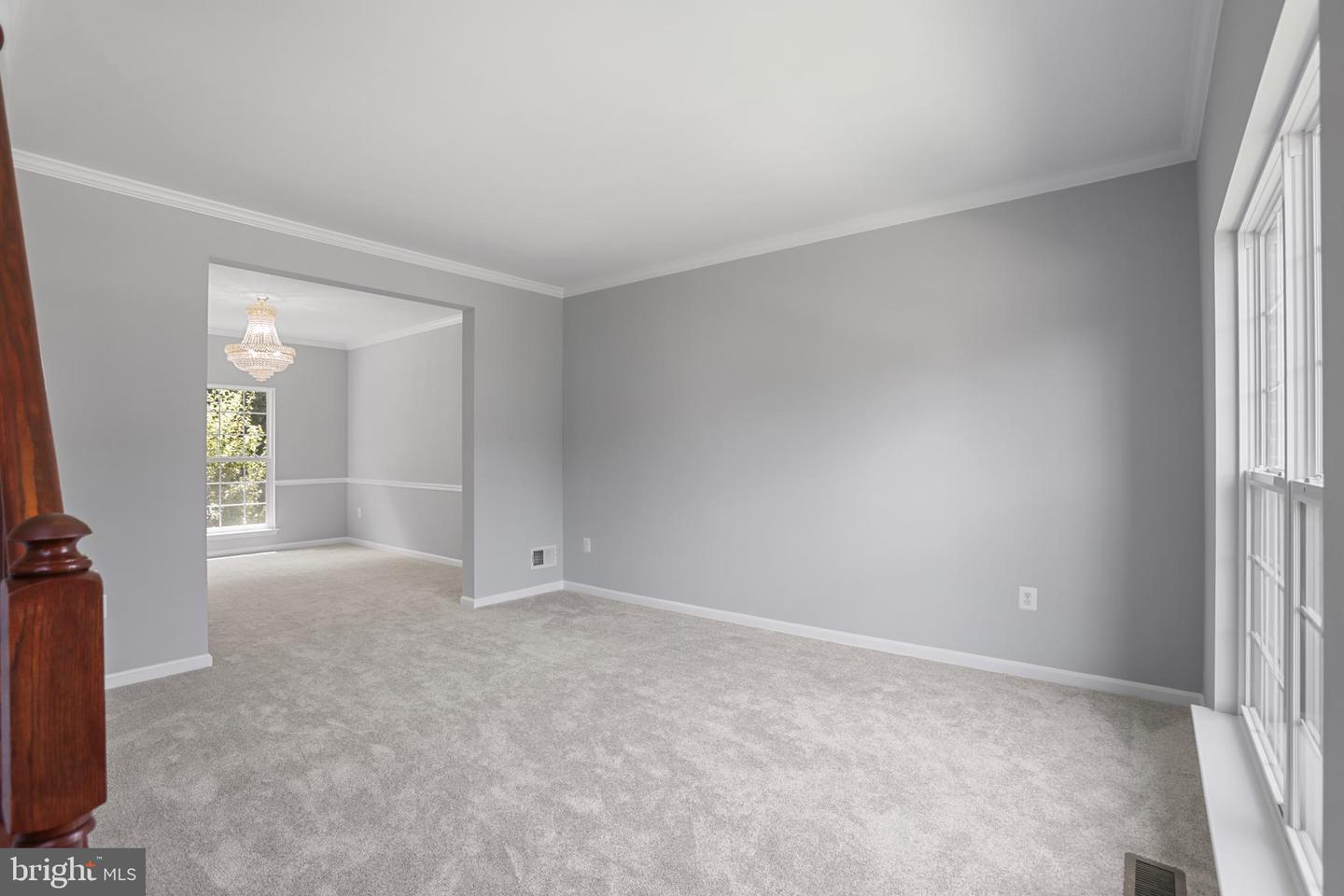 5319 DAYBREAK LN, WOODBRIDGE, Virginia 22193, 5 Bedrooms Bedrooms, ,3 BathroomsBathrooms,Residential,For sale,5319 DAYBREAK LN,VAPW2100642 MLS # VAPW2100642