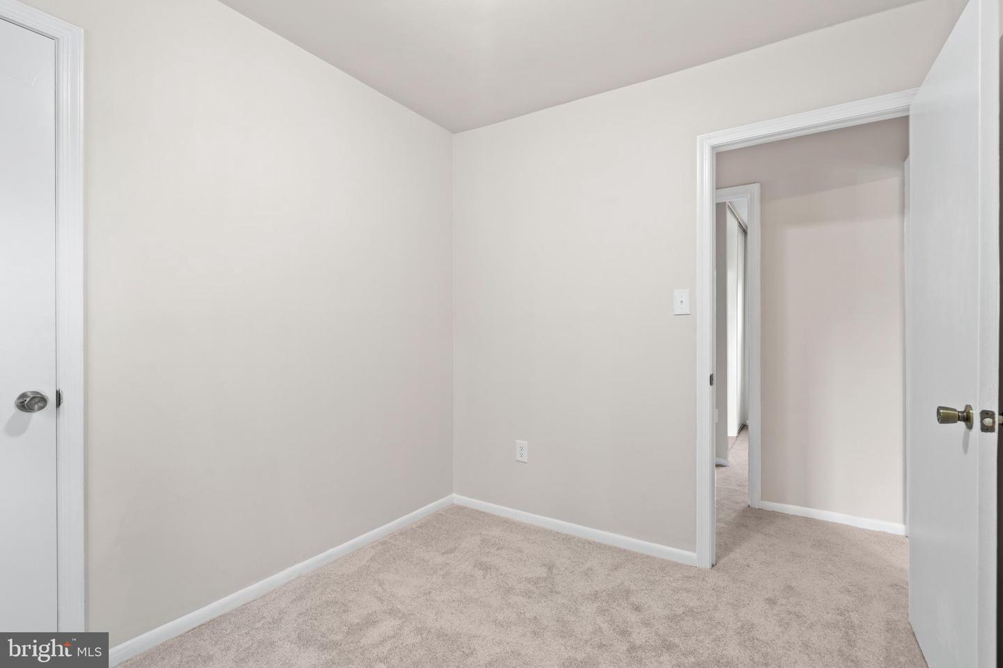 13782 NEWPORT DR, CHANTILLY, Virginia 20151, 3 Bedrooms Bedrooms, ,1 BathroomBathrooms,Residential,For sale,13782 NEWPORT DR,VAFX2259108 MLS # VAFX2259108