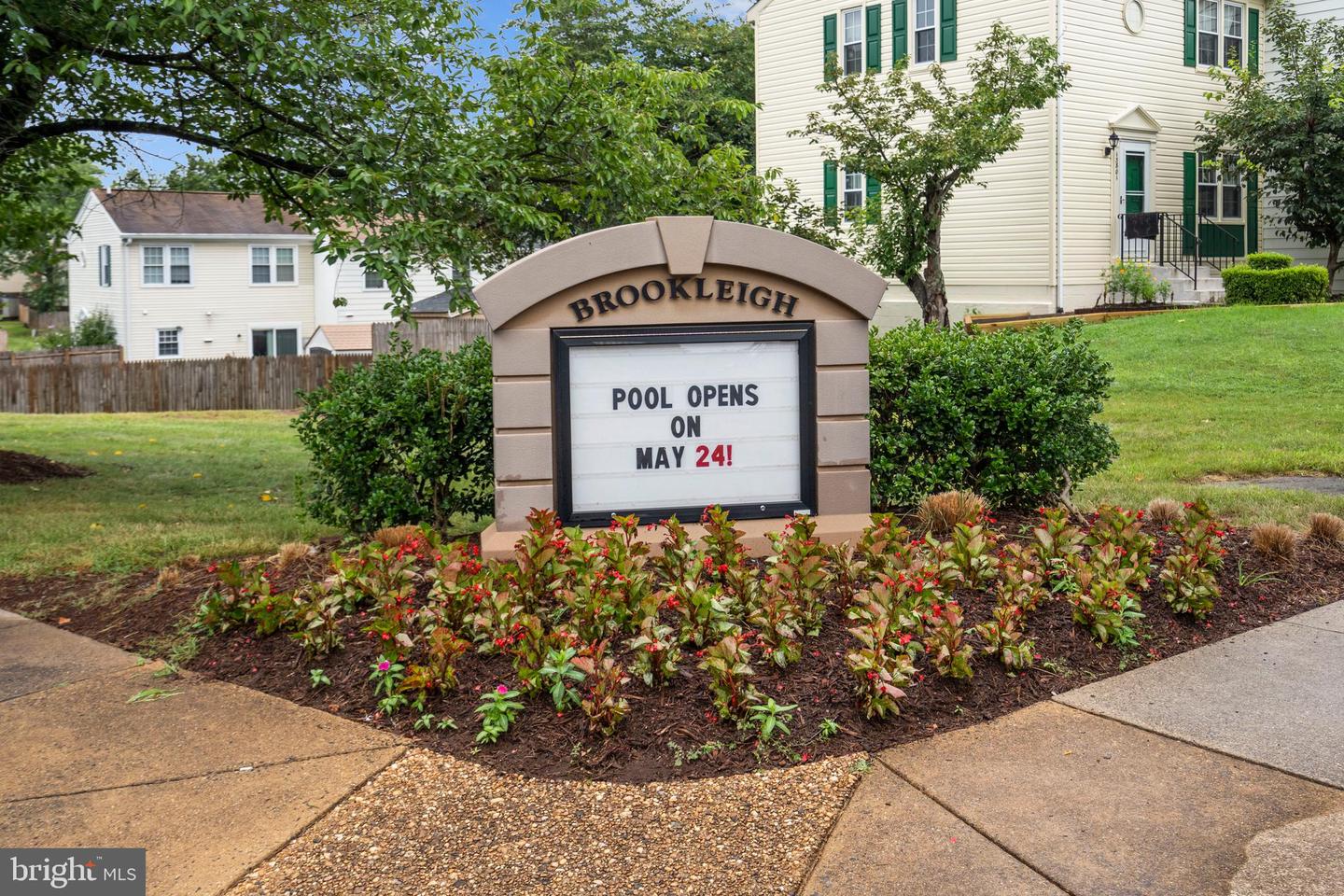 13782 NEWPORT DR, CHANTILLY, Virginia 20151, 3 Bedrooms Bedrooms, ,1 BathroomBathrooms,Residential,For sale,13782 NEWPORT DR,VAFX2259108 MLS # VAFX2259108