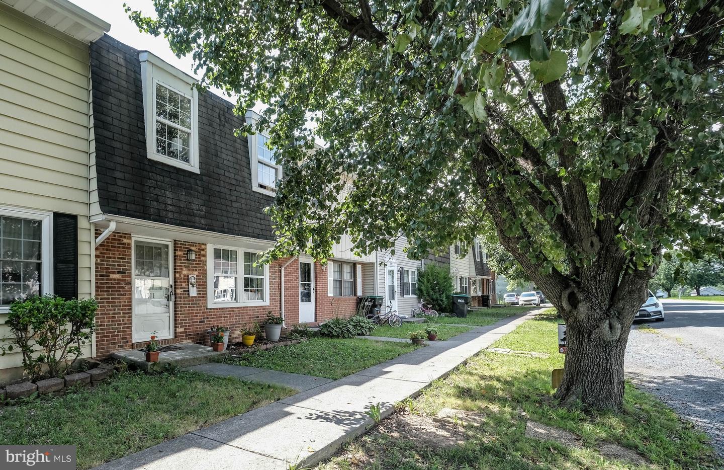 1111 RAVENWOOD RD, STEPHENS CITY, Virginia 22655, 3 Bedrooms Bedrooms, ,1 BathroomBathrooms,Residential,For sale,1111 RAVENWOOD RD,VAFV2035866 MLS # VAFV2035866
