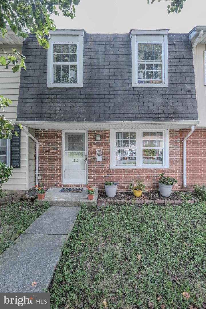 1111 RAVENWOOD RD, STEPHENS CITY, Virginia 22655, 3 Bedrooms Bedrooms, ,1 BathroomBathrooms,Residential,For sale,1111 RAVENWOOD RD,VAFV2035866 MLS # VAFV2035866