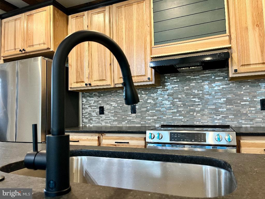 6 ANTIOCH RD, LURAY, Virginia 22835, 4 Bedrooms Bedrooms, ,3 BathroomsBathrooms,Residential,For sale,6 ANTIOCH RD,VAPA2005236 MLS # VAPA2005236