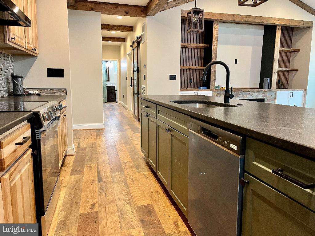 6 ANTIOCH RD, LURAY, Virginia 22835, 4 Bedrooms Bedrooms, ,3 BathroomsBathrooms,Residential,For sale,6 ANTIOCH RD,VAPA2005236 MLS # VAPA2005236