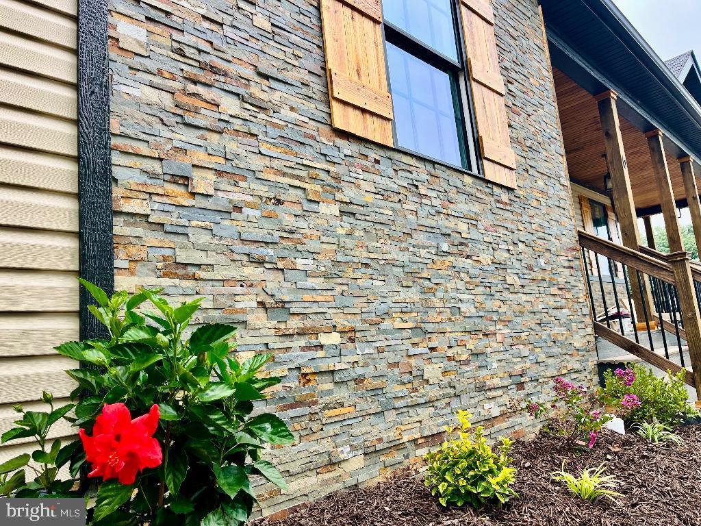 6 ANTIOCH RD, LURAY, Virginia 22835, 4 Bedrooms Bedrooms, ,3 BathroomsBathrooms,Residential,For sale,6 ANTIOCH RD,VAPA2005236 MLS # VAPA2005236