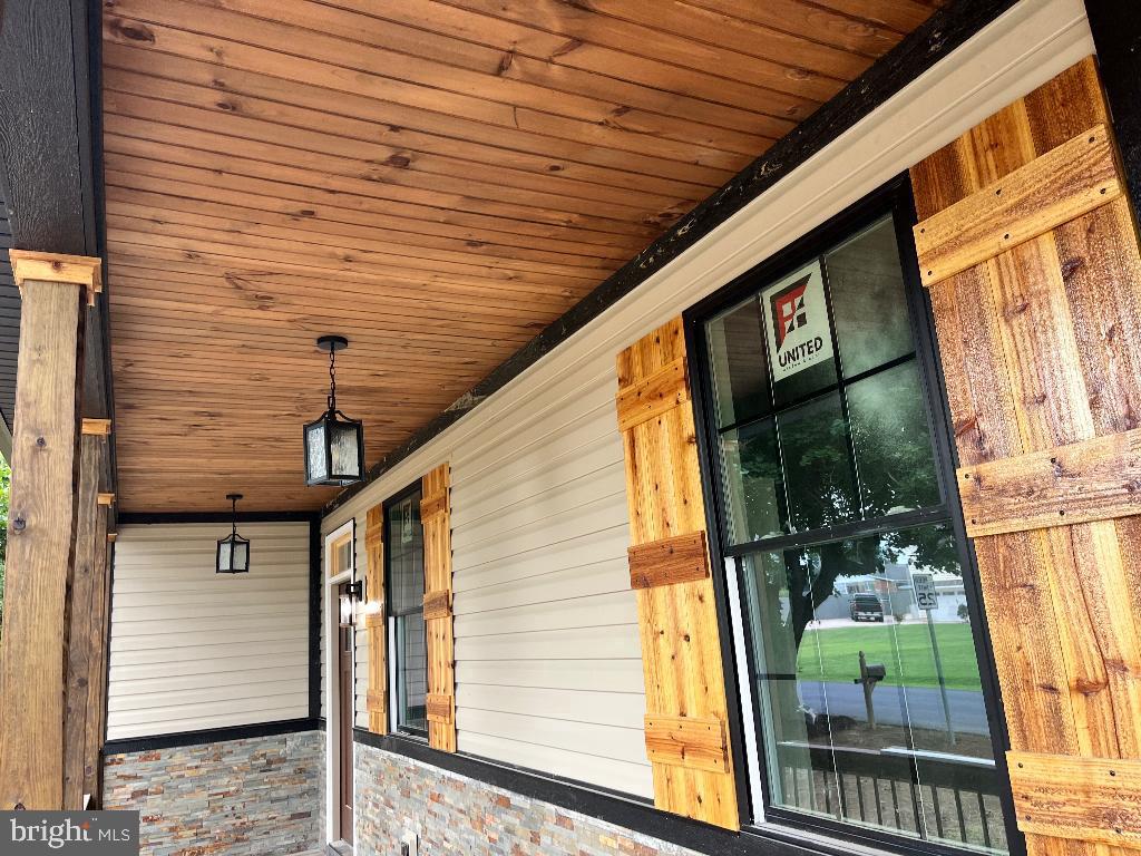 6 ANTIOCH RD, LURAY, Virginia 22835, 4 Bedrooms Bedrooms, ,3 BathroomsBathrooms,Residential,For sale,6 ANTIOCH RD,VAPA2005236 MLS # VAPA2005236