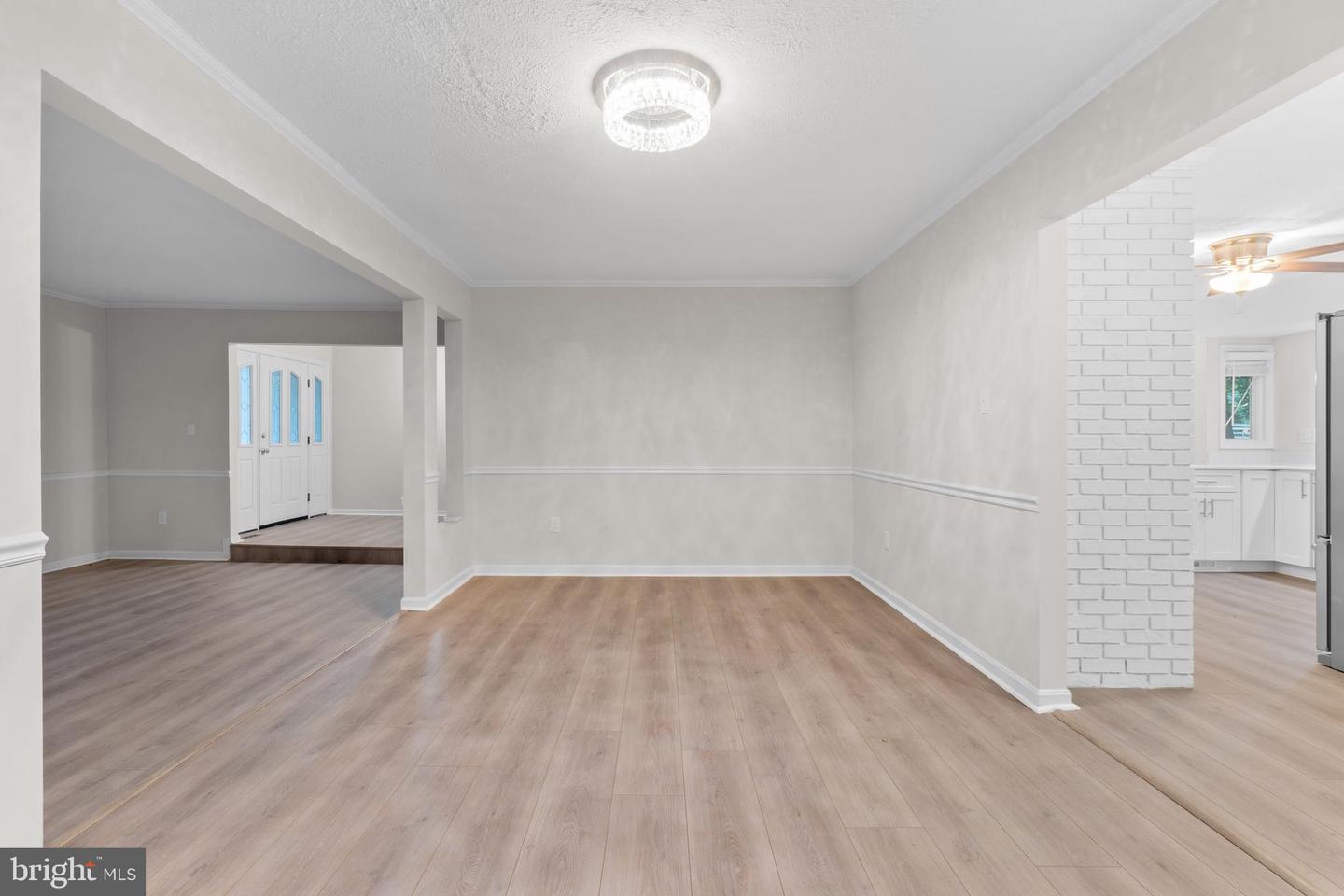 11665 GILMAN LN, HERNDON, Virginia 20170, 4 Bedrooms Bedrooms, ,2 BathroomsBathrooms,Residential,For sale,11665 GILMAN LN,VAFX2259540 MLS # VAFX2259540