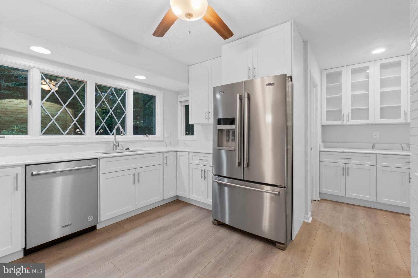 11665 GILMAN LN, HERNDON, Virginia 20170, 4 Bedrooms Bedrooms, ,2 BathroomsBathrooms,Residential,For sale,11665 GILMAN LN,VAFX2259540 MLS # VAFX2259540