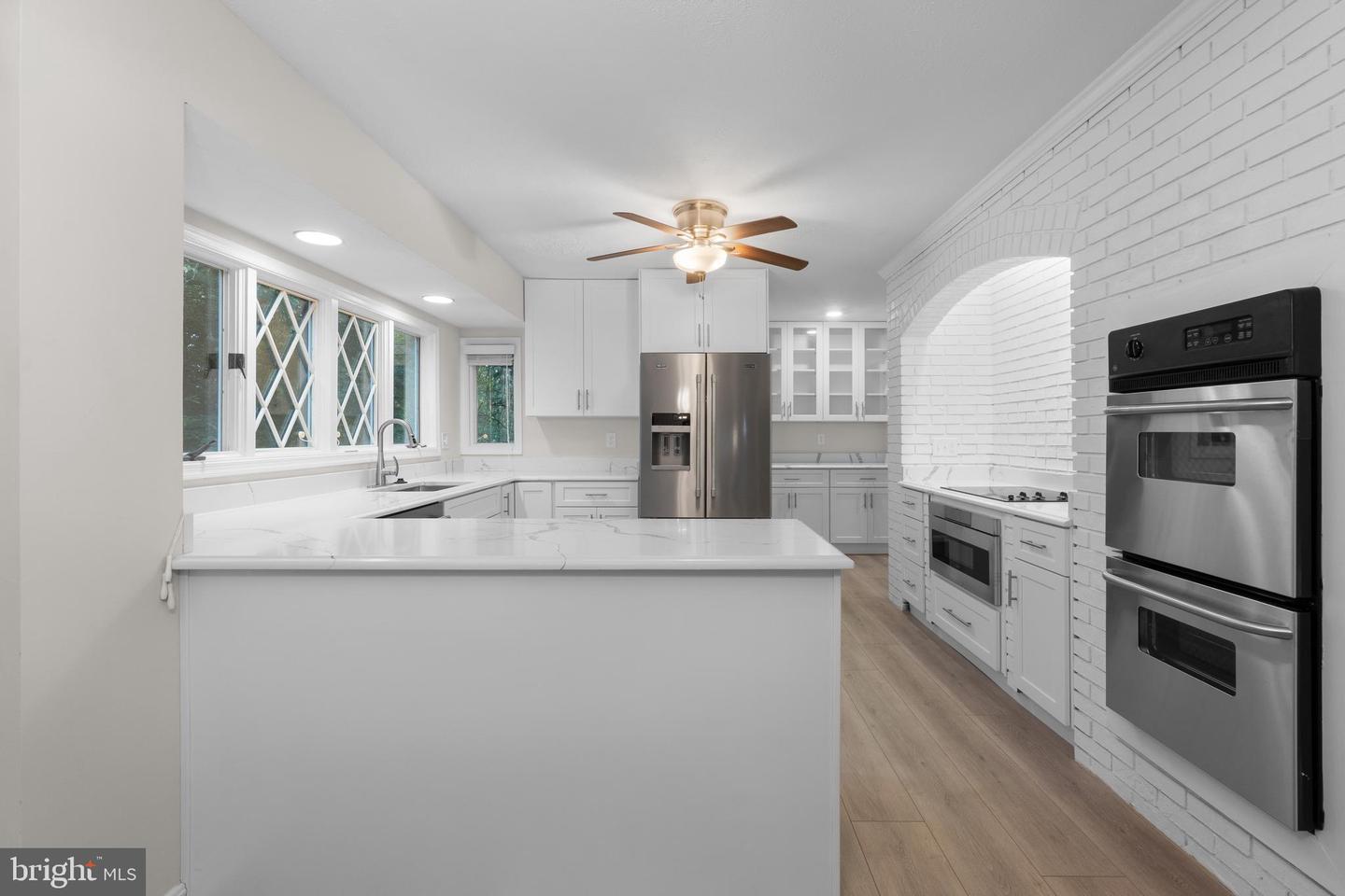 11665 GILMAN LN, HERNDON, Virginia 20170, 4 Bedrooms Bedrooms, ,2 BathroomsBathrooms,Residential,For sale,11665 GILMAN LN,VAFX2259540 MLS # VAFX2259540