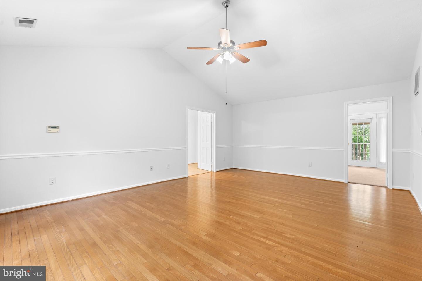 11665 GILMAN LN, HERNDON, Virginia 20170, 4 Bedrooms Bedrooms, ,2 BathroomsBathrooms,Residential,For sale,11665 GILMAN LN,VAFX2259540 MLS # VAFX2259540