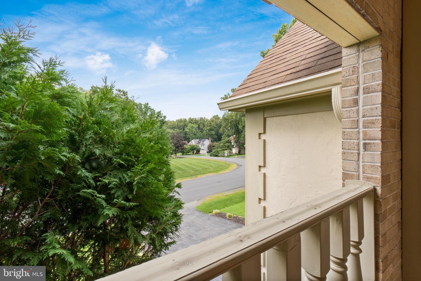 11665 GILMAN LN, HERNDON, Virginia 20170, 4 Bedrooms Bedrooms, ,2 BathroomsBathrooms,Residential,For sale,11665 GILMAN LN,VAFX2259540 MLS # VAFX2259540