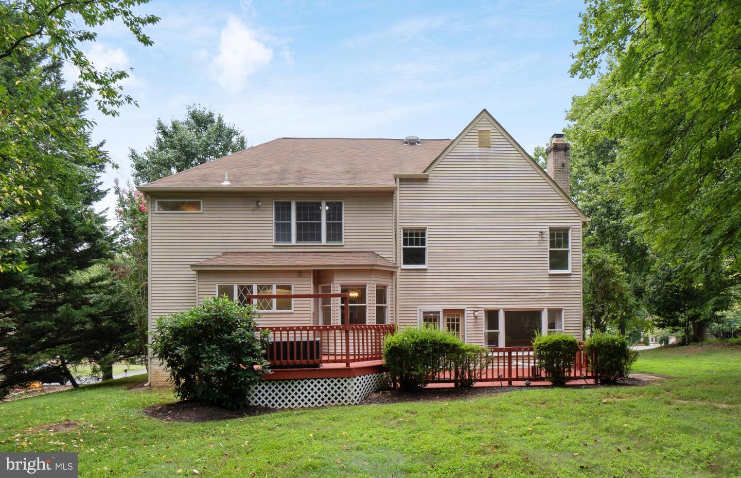 11665 GILMAN LN, HERNDON, Virginia 20170, 4 Bedrooms Bedrooms, ,2 BathroomsBathrooms,Residential,For sale,11665 GILMAN LN,VAFX2259540 MLS # VAFX2259540