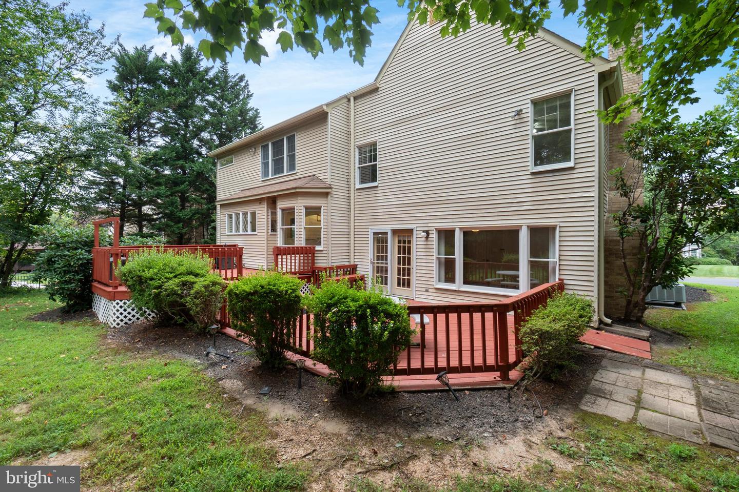 11665 GILMAN LN, HERNDON, Virginia 20170, 4 Bedrooms Bedrooms, ,2 BathroomsBathrooms,Residential,For sale,11665 GILMAN LN,VAFX2259540 MLS # VAFX2259540