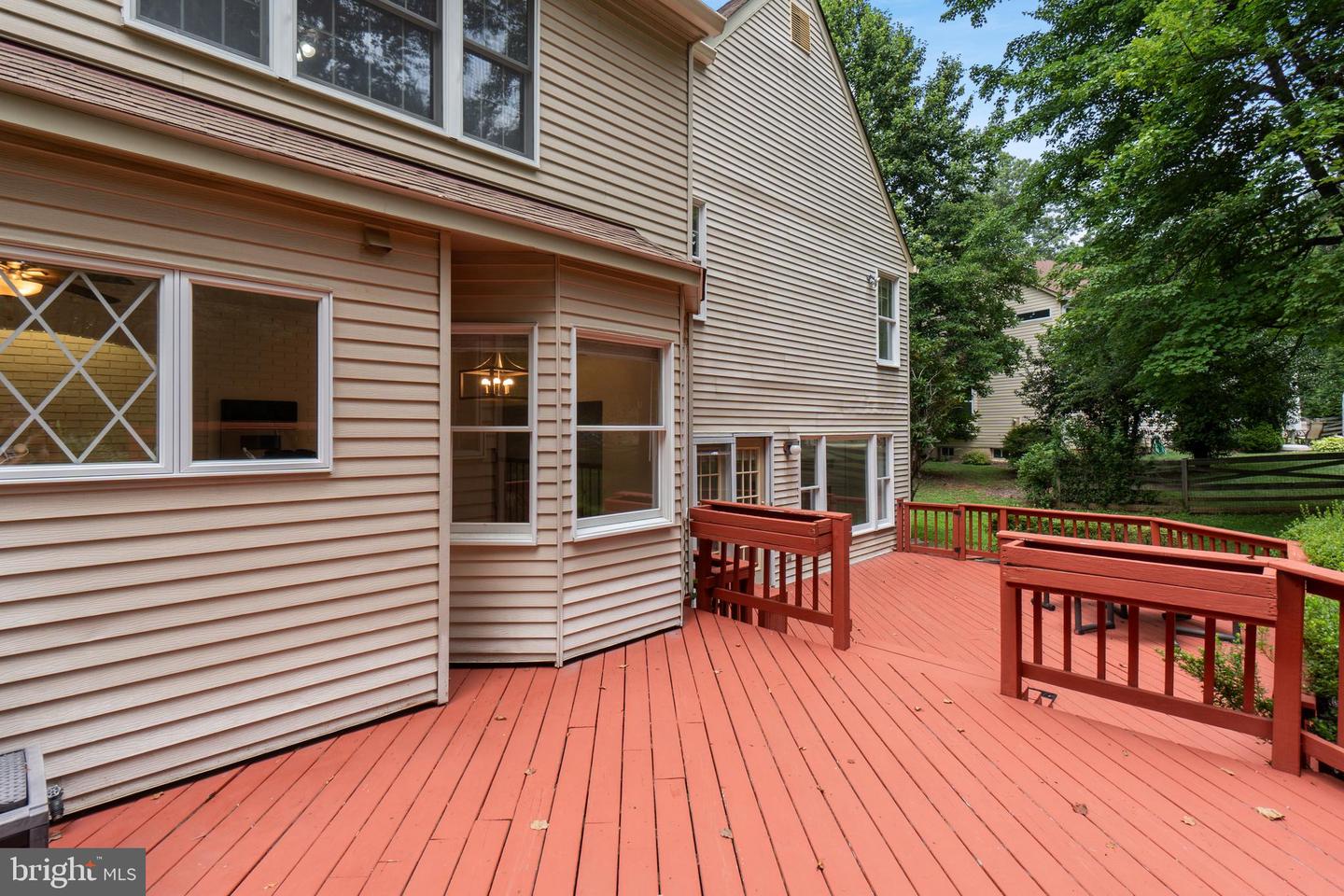 11665 GILMAN LN, HERNDON, Virginia 20170, 4 Bedrooms Bedrooms, ,2 BathroomsBathrooms,Residential,For sale,11665 GILMAN LN,VAFX2259540 MLS # VAFX2259540