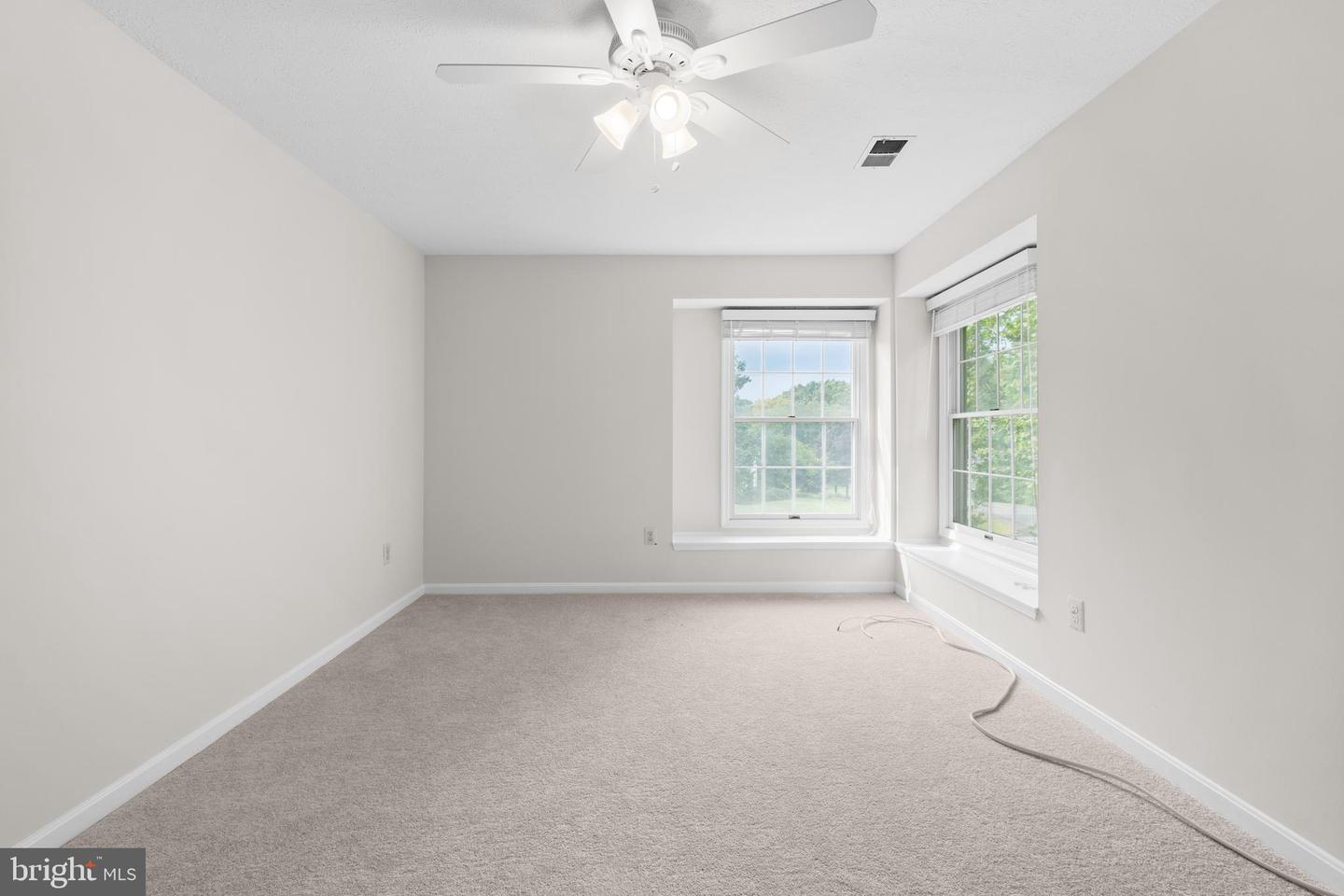11665 GILMAN LN, HERNDON, Virginia 20170, 4 Bedrooms Bedrooms, ,2 BathroomsBathrooms,Residential,For sale,11665 GILMAN LN,VAFX2259540 MLS # VAFX2259540