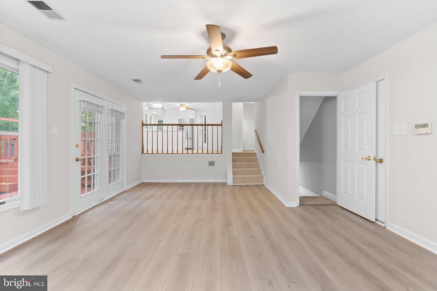 11665 GILMAN LN, HERNDON, Virginia 20170, 4 Bedrooms Bedrooms, ,2 BathroomsBathrooms,Residential,For sale,11665 GILMAN LN,VAFX2259540 MLS # VAFX2259540