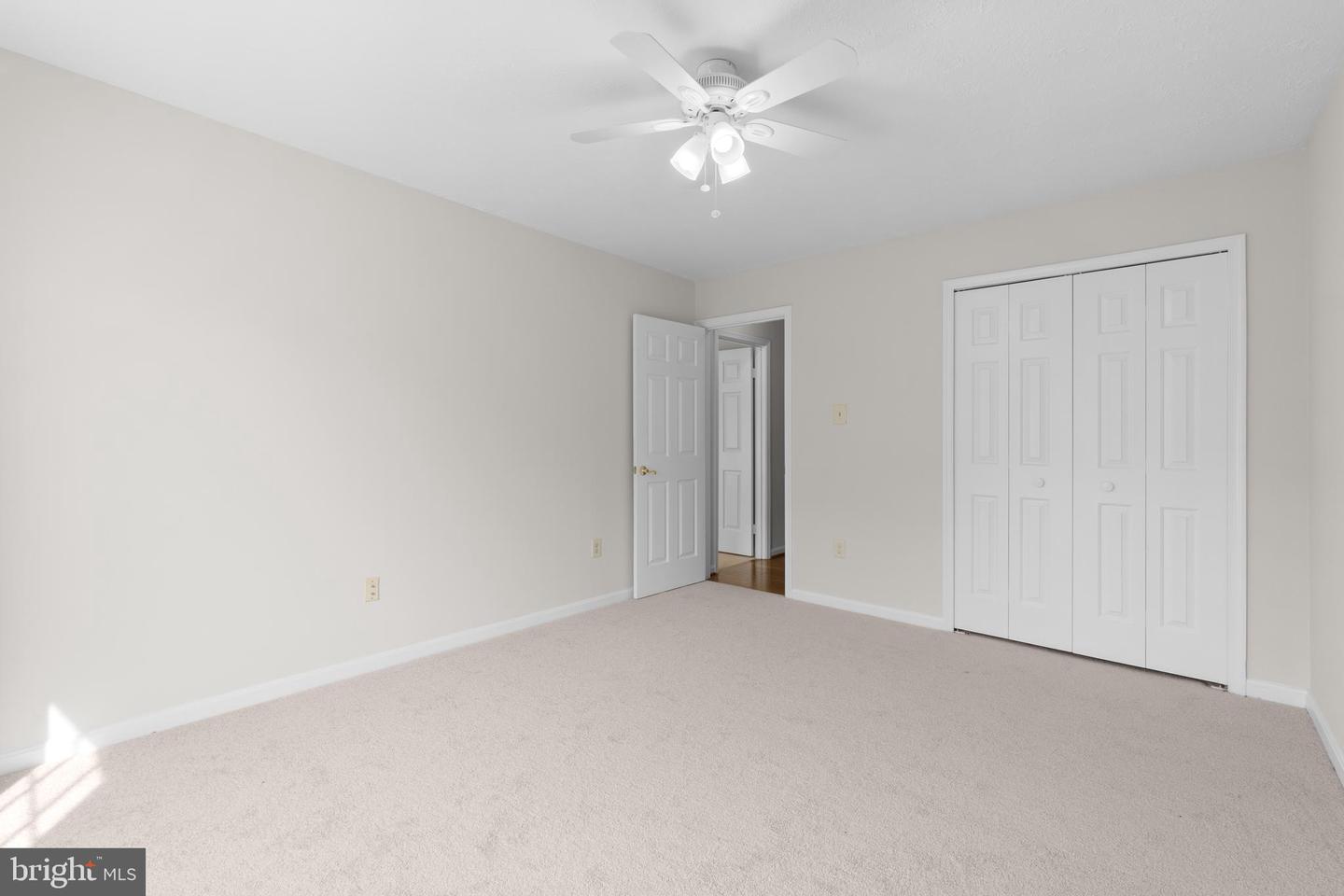 11665 GILMAN LN, HERNDON, Virginia 20170, 4 Bedrooms Bedrooms, ,2 BathroomsBathrooms,Residential,For sale,11665 GILMAN LN,VAFX2259540 MLS # VAFX2259540