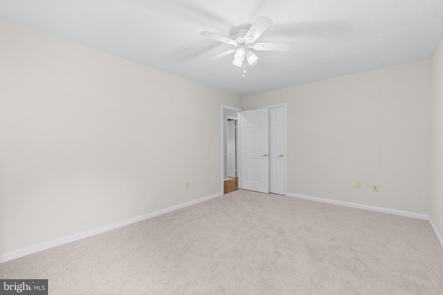 11665 GILMAN LN, HERNDON, Virginia 20170, 4 Bedrooms Bedrooms, ,2 BathroomsBathrooms,Residential,For sale,11665 GILMAN LN,VAFX2259540 MLS # VAFX2259540