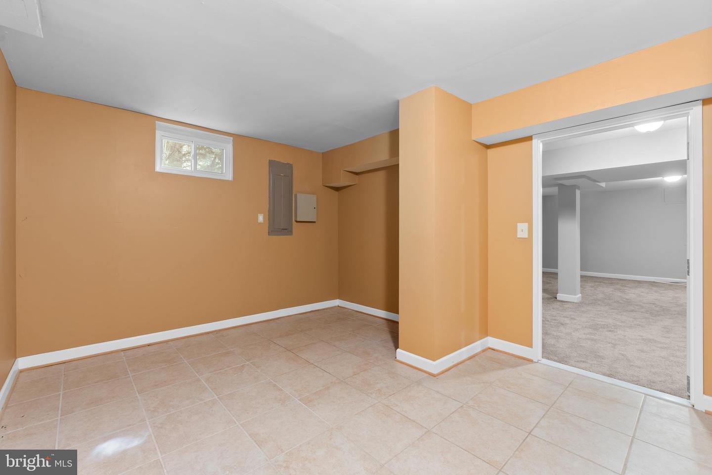 11665 GILMAN LN, HERNDON, Virginia 20170, 4 Bedrooms Bedrooms, ,2 BathroomsBathrooms,Residential,For sale,11665 GILMAN LN,VAFX2259540 MLS # VAFX2259540