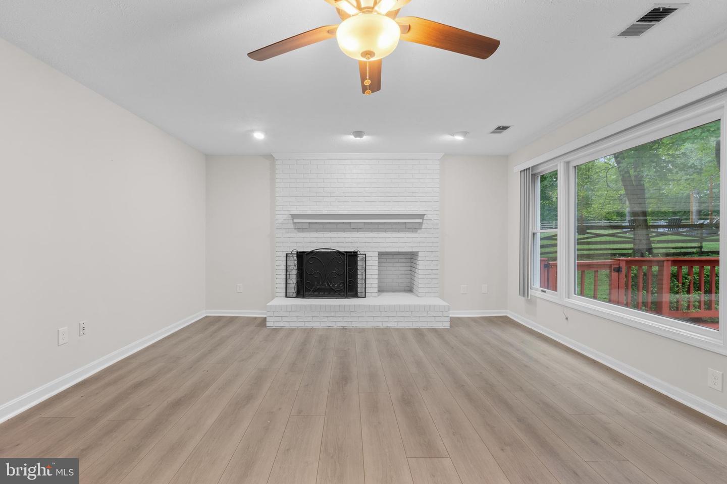 11665 GILMAN LN, HERNDON, Virginia 20170, 4 Bedrooms Bedrooms, ,2 BathroomsBathrooms,Residential,For sale,11665 GILMAN LN,VAFX2259540 MLS # VAFX2259540