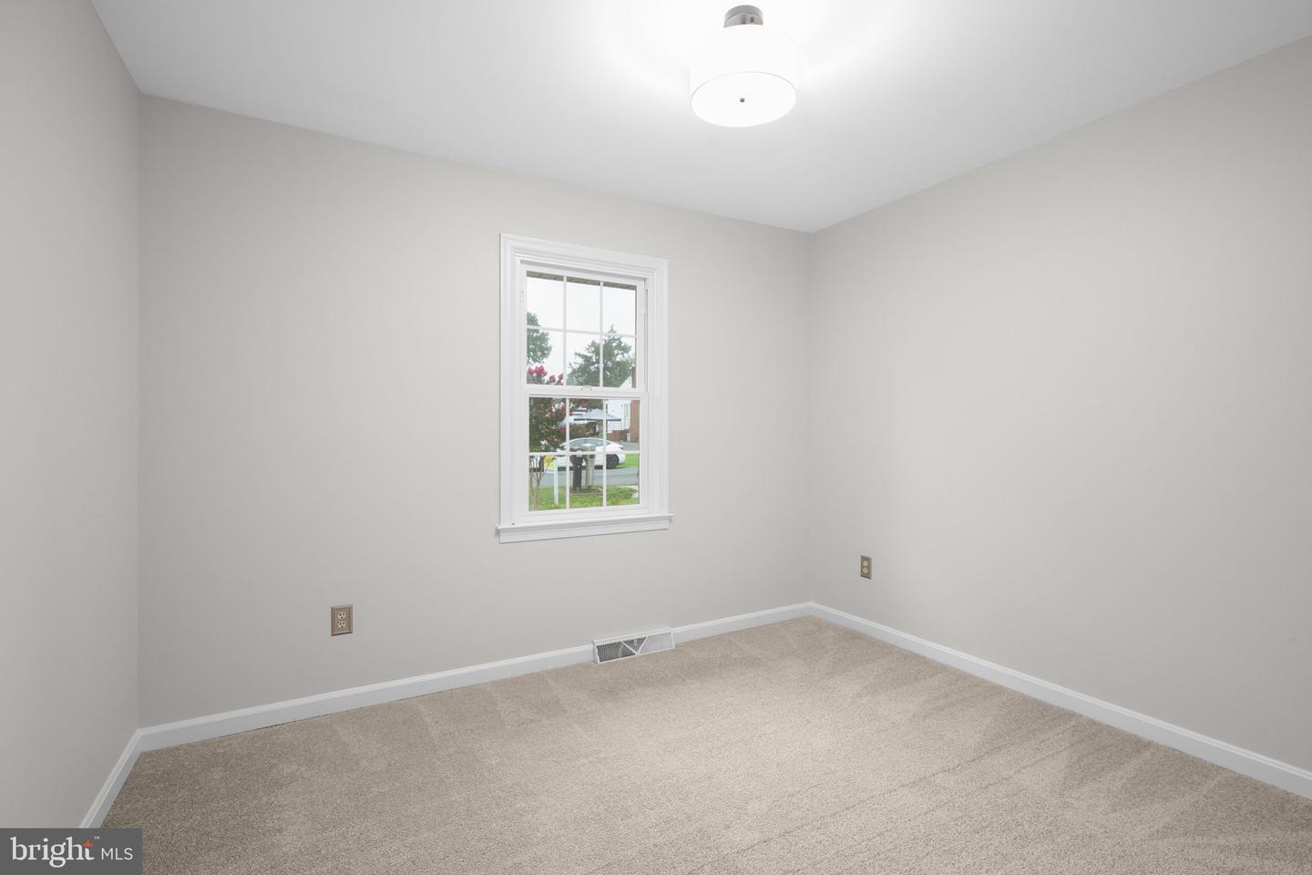 305 SYCAMORE DR, FREDERICKSBURG, Virginia 22408, 3 Bedrooms Bedrooms, ,2 BathroomsBathrooms,Residential,For sale,305 SYCAMORE DR,VASP2035250 MLS # VASP2035250