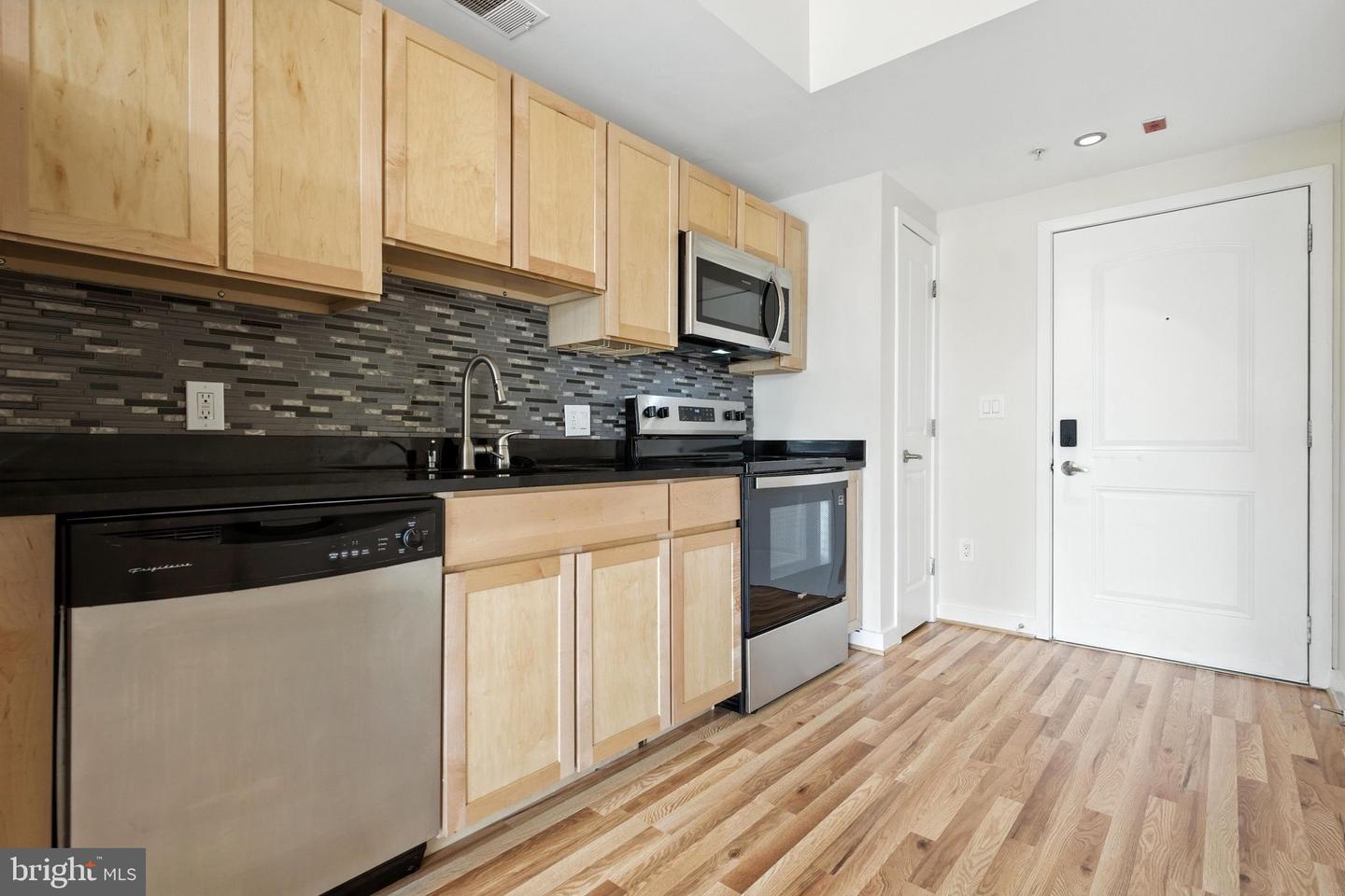 5885 COLORADO AVE NW #208, WASHINGTON, District Of Columbia 20011, 2 Bedrooms Bedrooms, 6 Rooms Rooms,1 BathroomBathrooms,Residential,For sale,5885 COLORADO AVE NW #208,DCDC2213856 MLS # DCDC2213856