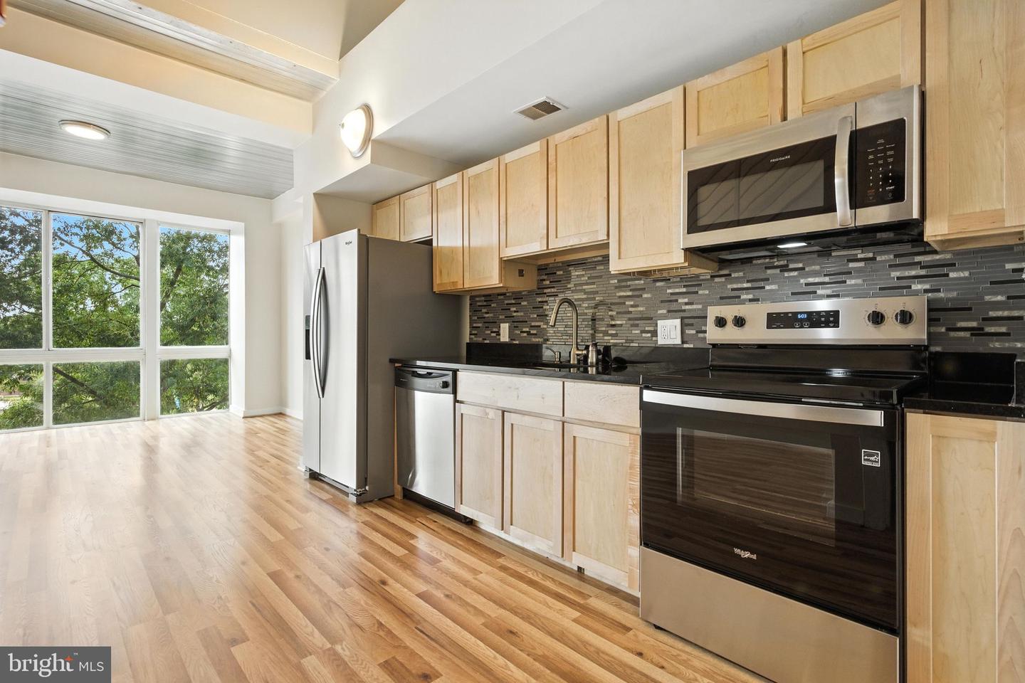 5885 COLORADO AVE NW #208, WASHINGTON, District Of Columbia 20011, 2 Bedrooms Bedrooms, 6 Rooms Rooms,1 BathroomBathrooms,Residential,For sale,5885 COLORADO AVE NW #208,DCDC2213856 MLS # DCDC2213856