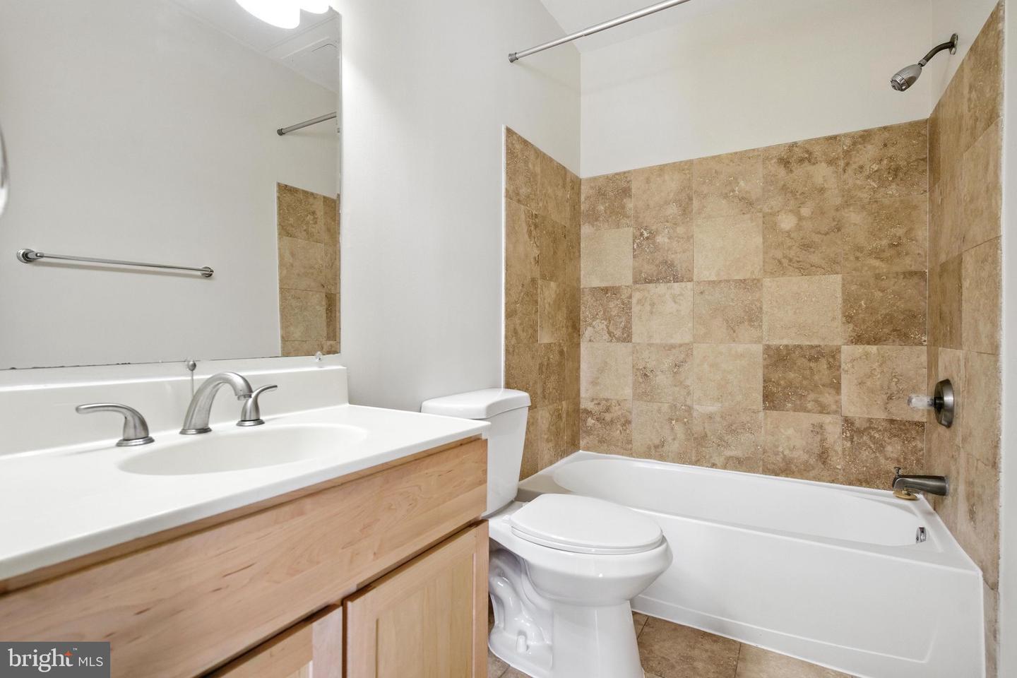 5885 COLORADO AVE NW #208, WASHINGTON, District Of Columbia 20011, 2 Bedrooms Bedrooms, 6 Rooms Rooms,1 BathroomBathrooms,Residential,For sale,5885 COLORADO AVE NW #208,DCDC2213856 MLS # DCDC2213856