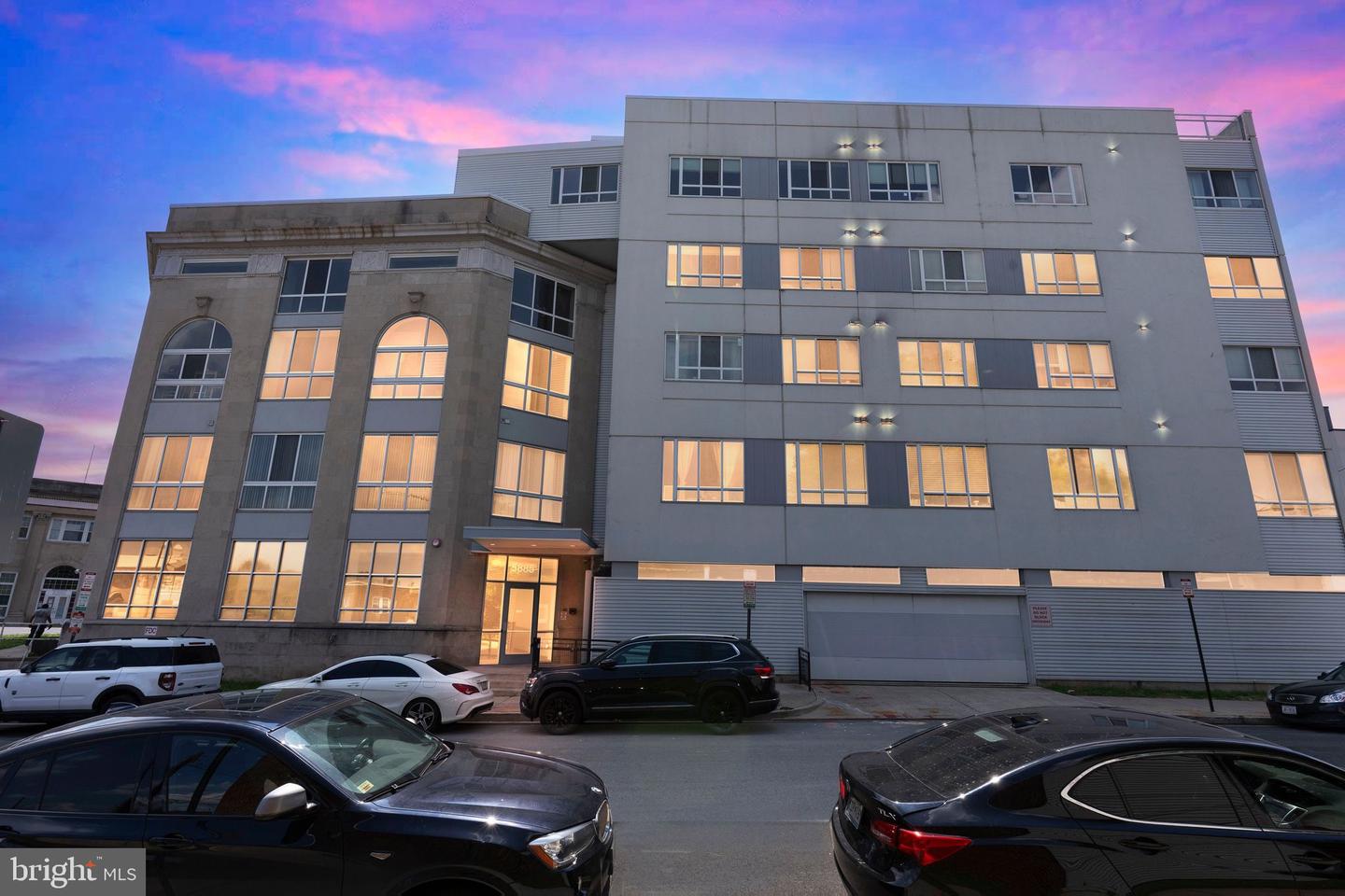 5885 COLORADO AVE NW #208, WASHINGTON, District Of Columbia 20011, 2 Bedrooms Bedrooms, 6 Rooms Rooms,1 BathroomBathrooms,Residential,For sale,5885 COLORADO AVE NW #208,DCDC2213856 MLS # DCDC2213856