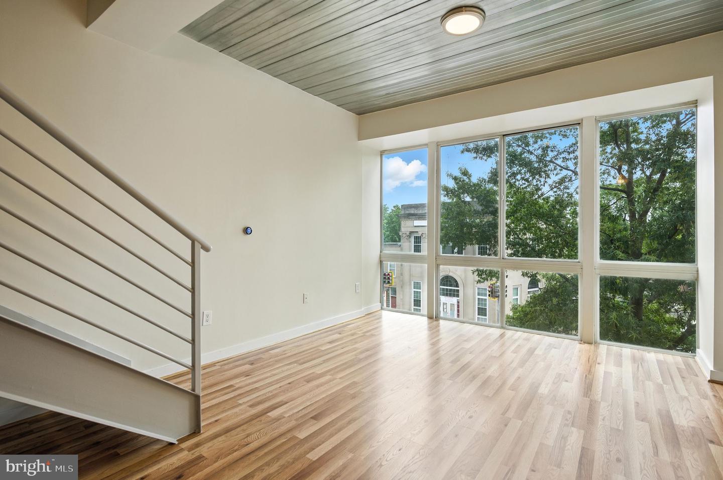 5885 COLORADO AVE NW #208, WASHINGTON, District Of Columbia 20011, 2 Bedrooms Bedrooms, 6 Rooms Rooms,1 BathroomBathrooms,Residential,For sale,5885 COLORADO AVE NW #208,DCDC2213856 MLS # DCDC2213856