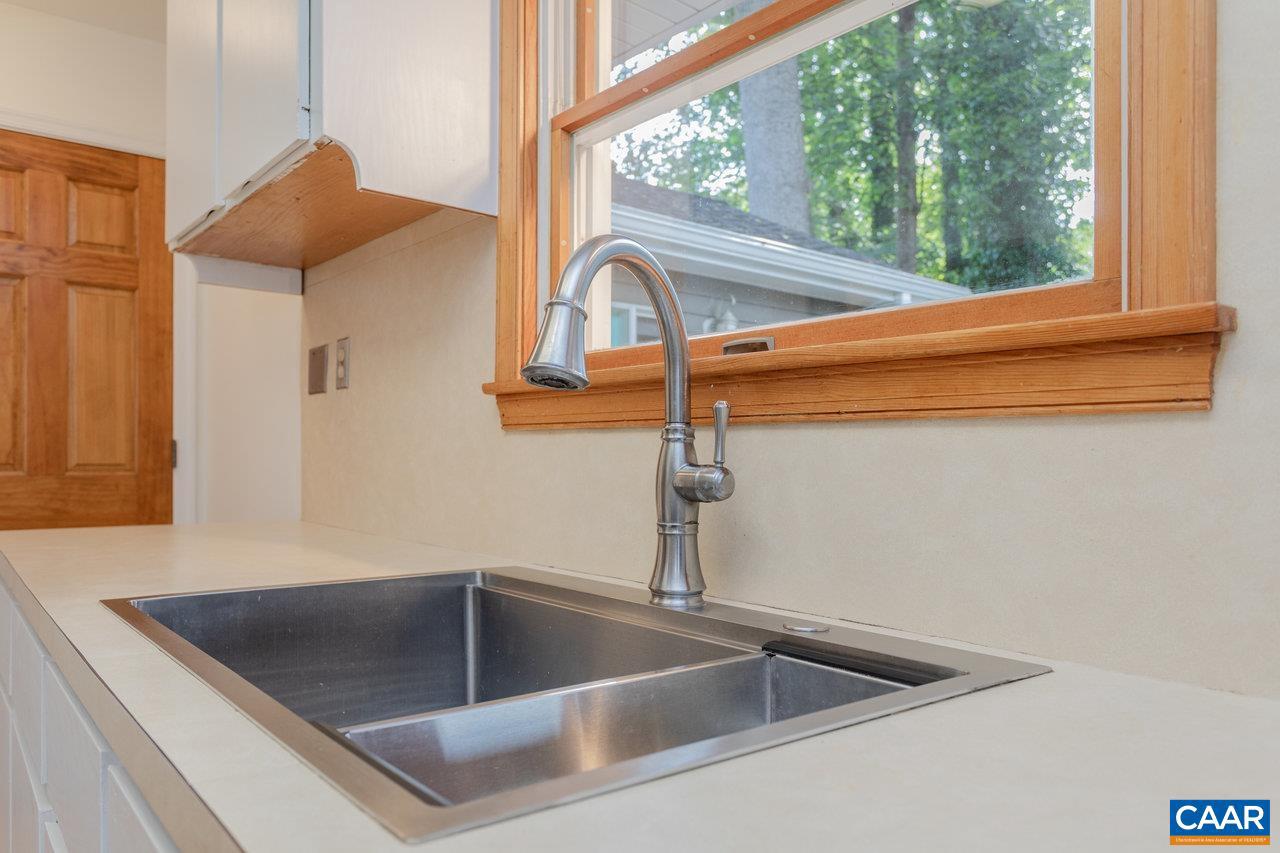 1706 CHERRY AVE, CHARLOTTESVILLE, Virginia 22903, 3 Bedrooms Bedrooms, ,2 BathroomsBathrooms,Residential,For sale,1706 CHERRY AVE,667492 MLS # 667492