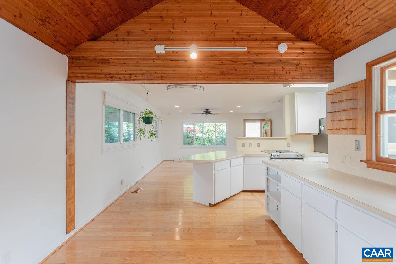 1706 CHERRY AVE, CHARLOTTESVILLE, Virginia 22903, 3 Bedrooms Bedrooms, ,2 BathroomsBathrooms,Residential,For sale,1706 CHERRY AVE,667492 MLS # 667492