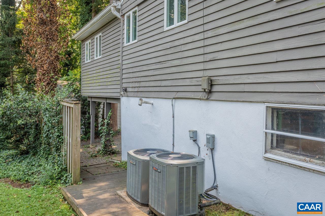 1706 CHERRY AVE, CHARLOTTESVILLE, Virginia 22903, 3 Bedrooms Bedrooms, ,2 BathroomsBathrooms,Residential,For sale,1706 CHERRY AVE,667492 MLS # 667492