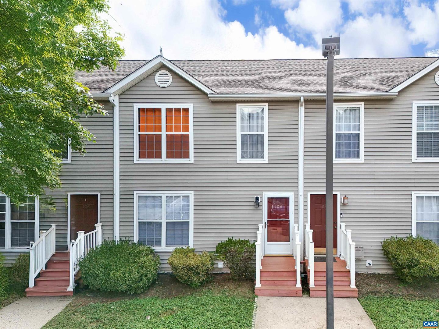 106 GREENWICH CT, CHARLOTTESVILLE, Virginia 22902, 3 Bedrooms Bedrooms, ,3 BathroomsBathrooms,Residential,For sale,106 GREENWICH CT,667496 MLS # 667496