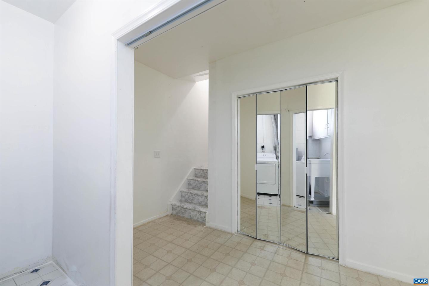 106 GREENWICH CT, CHARLOTTESVILLE, Virginia 22902, 3 Bedrooms Bedrooms, ,3 BathroomsBathrooms,Residential,For sale,106 GREENWICH CT,667496 MLS # 667496