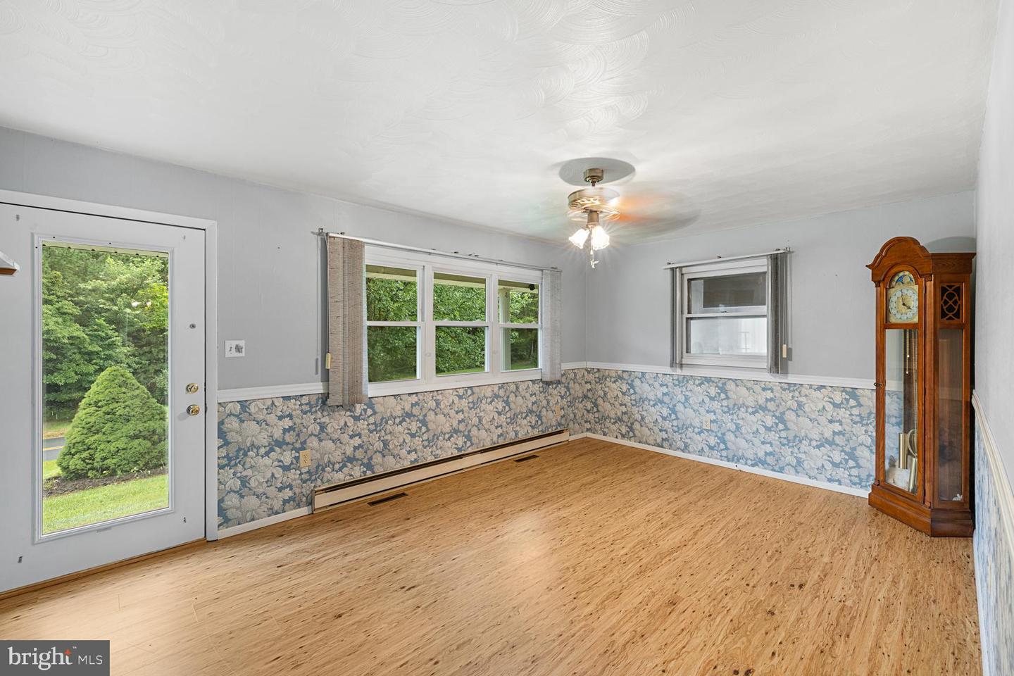 721 READUS RD, EDINBURG, Virginia 22824, 3 Bedrooms Bedrooms, ,1 BathroomBathrooms,Residential,For sale,721 READUS RD,VASH2012164 MLS # VASH2012164