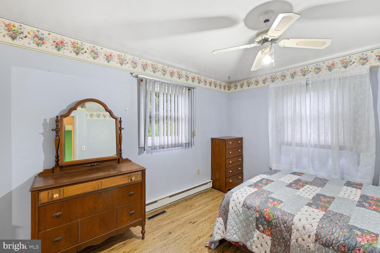 721 READUS RD, EDINBURG, Virginia 22824, 3 Bedrooms Bedrooms, ,1 BathroomBathrooms,Residential,For sale,721 READUS RD,VASH2012164 MLS # VASH2012164